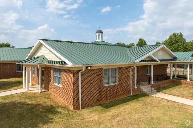 New Covenant School empowers all students to be productive life learners.