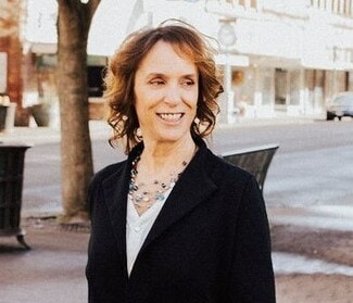 Paula Burrows