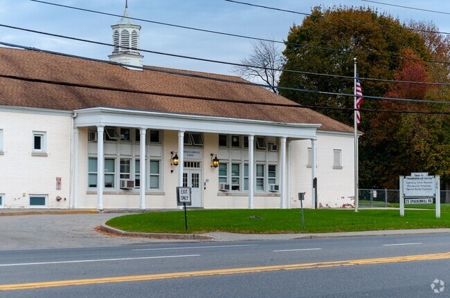 Welcome to Oakwood Friends School in Poughkeepsie NY.