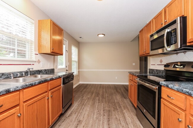 1105 Brocton Ct, Rockvale, TN 37153 - photo 7