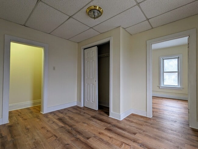 411 Pennsylvania Ave, Roseto, PA 18013 - photo 5