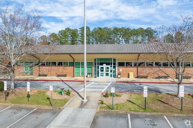 Spalding Drive Elementary School receives an overall A grade on Niche.