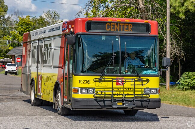 Rowlandtown has a Paducah Transit bus route with access to downtown.