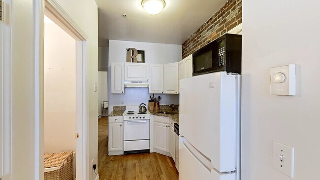 97 Prince St unit 13, Boston, MA 02113 - photo 6