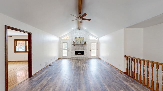 10201 Fox Bluff Ln, Spring Grove, IL 60081 - photo 3