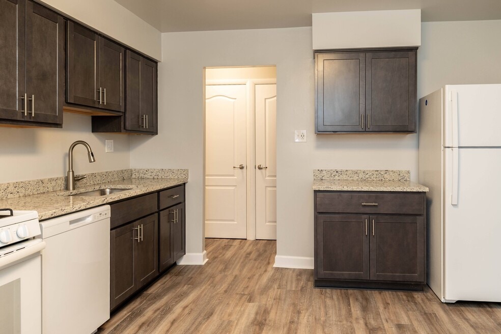 Cub Hill Apartments, Baltimore, MD 21234 - photo 1