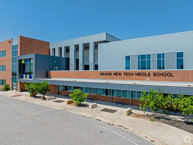 Manor New Tech Middle School was developed from the beginning with the New Tech in mind.