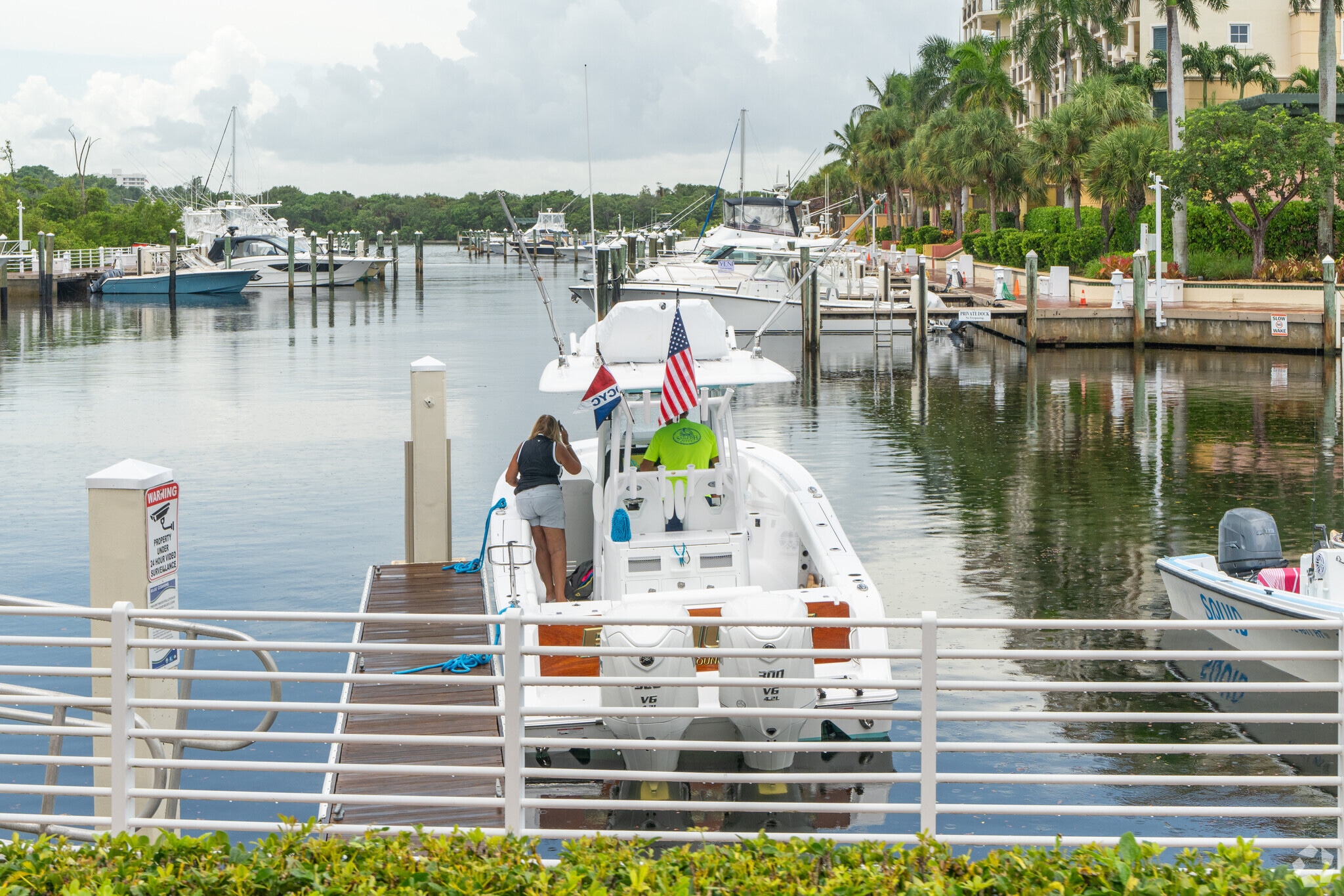 Boating is a popular activity, with Admiral’s Cove offering private docks and marina access.