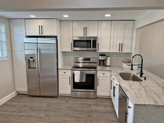1701 NW 75th Ave Unit 104, Plantation, FL 33313
