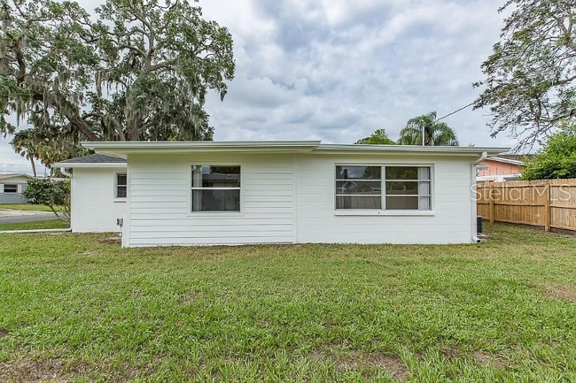 3627 Annona Ct, Holiday, FL 34691 - photo 3