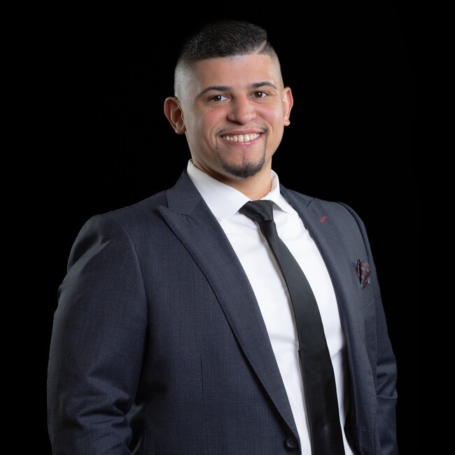 Agent Photo