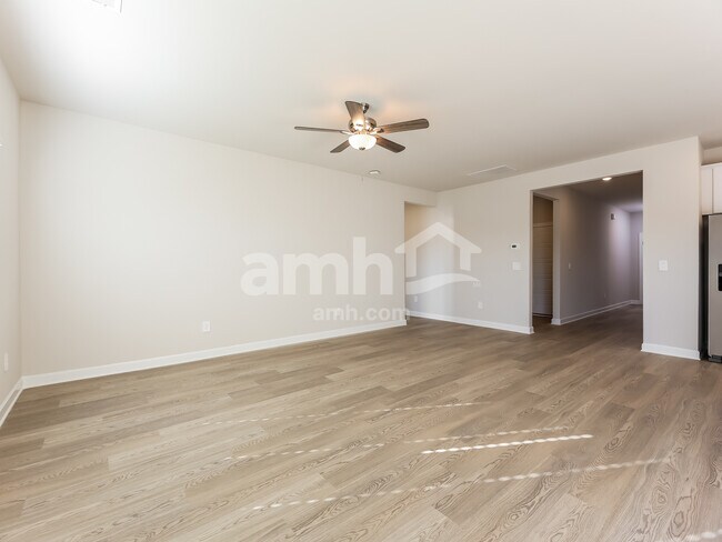 802 Treeline Rd, Moore, SC 29369 - photo 7