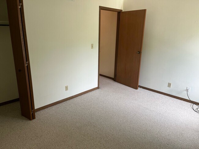 950 12th Ave S, Onalaska, WI 54650 - photo 6