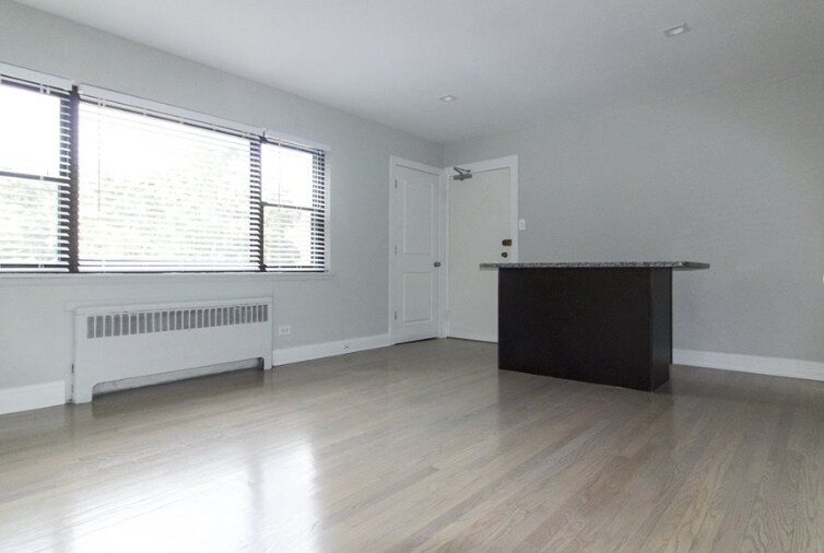 545 Sheridan Rd, Evanston, IL 60202