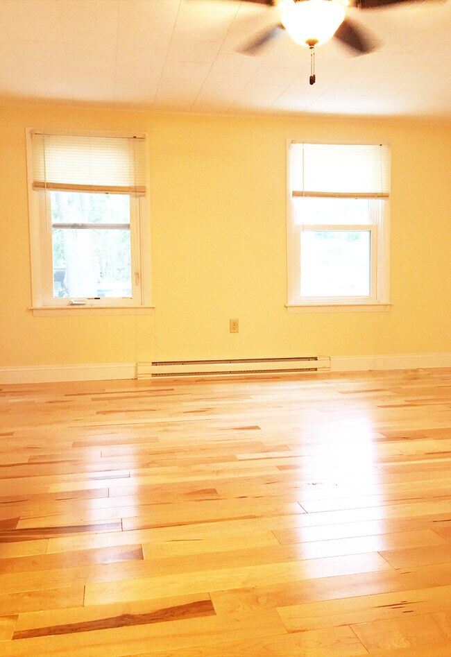 80 Marble Ave, Burlington, VT 05401 - photo 3