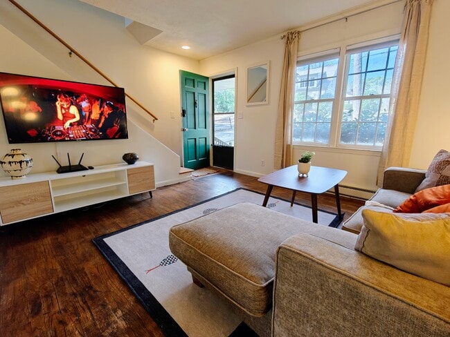 5177 Poplar Springs Rd, Stone Mountain, GA 30083 - photo 2