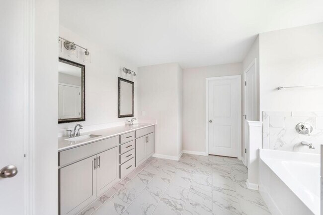 106 Black Birch Rd 25.jpg