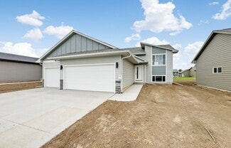 6845 Viola Ct, Sioux Falls, SD 57107