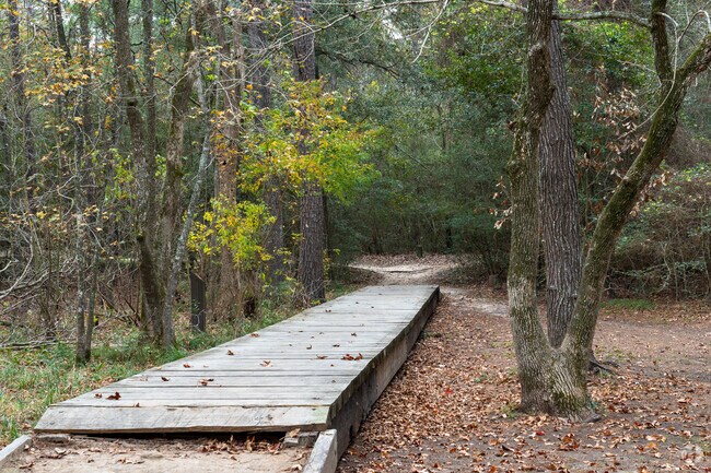 Telge Park offers nature lovers a peaceful walk along boardwalk trails through the wetlands of Cypress Creek.