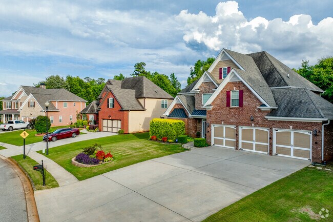 Homes in Bill Arp come in a wide variety of styles and charms.