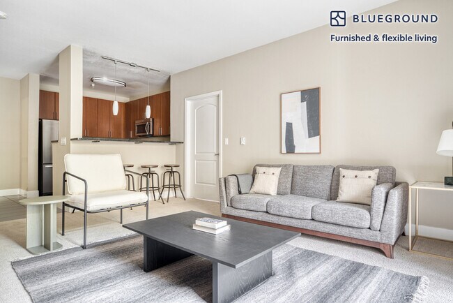 2201 Bridgepointe Pkwy unit FL2-ID713, Foster City, CA 94404 - photo 3