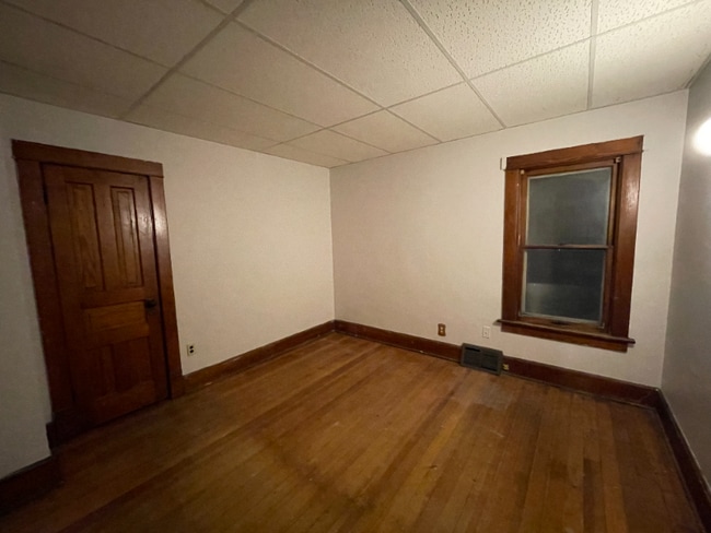 6034 25th Ave, Kenosha, WI 53143 - photo 3