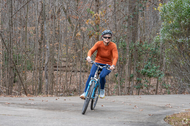 The Roswell Greenway Bike Trail leads to the Big Creek Greenway Trail.
