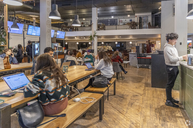 Southwest Elgin is home to many great restaurants like Viator Coffee.