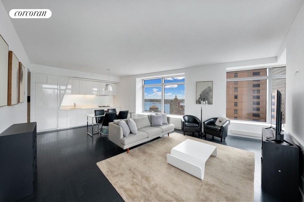 W New York - Downtown-The Residences, New York, NY 10006 - photo 1