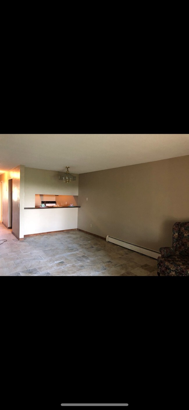 12826 Nicollet Ave Unit Nicollet Avenue Condo, Burnsville, MN 55337