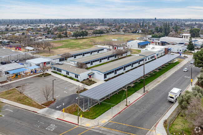 The campus of Pinedale Elementary School in Fresno.