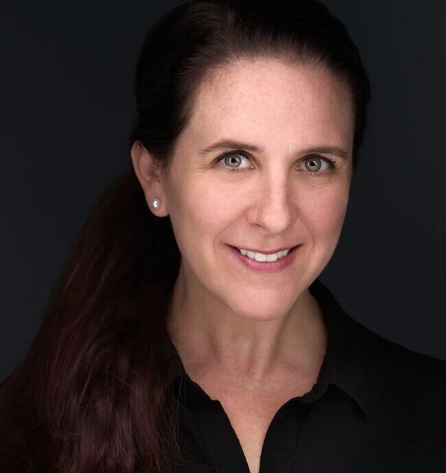 Angela Thompson
