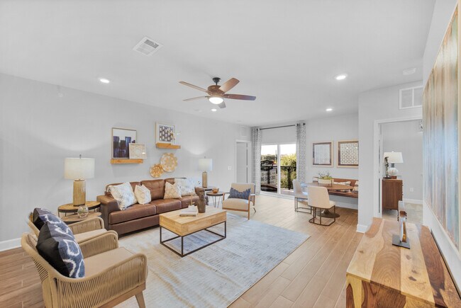 Gatherings at Westview, Clifton Plan unit 37364571, Houston, TX 77055 - photo 4