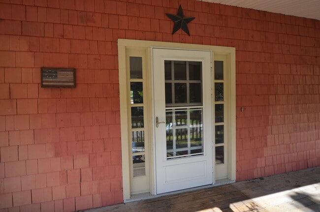 23 Ames Ave unit Apartment, Wrentham, MA 02093 - photo 5