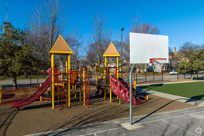 Harvard Elementary School is located in Chicago, IL.