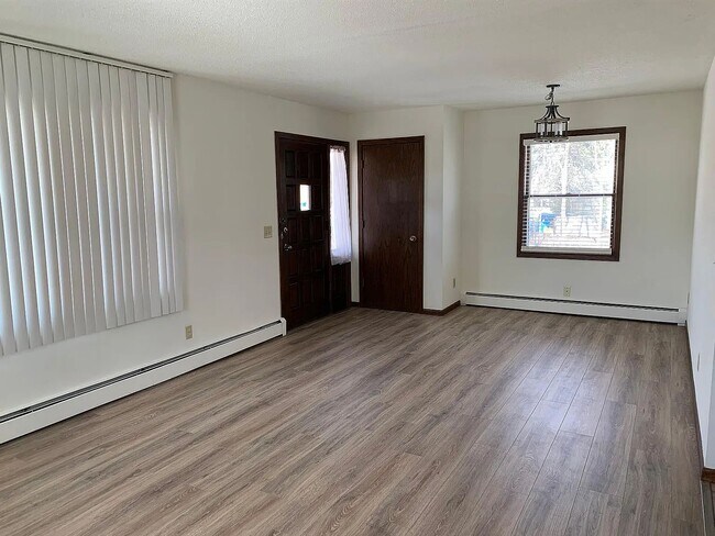 4687 3rd St NE, Minneapolis, MN 55421 - photo 7