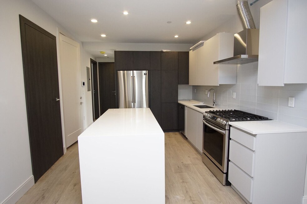 2 Roseclair St unit 1, Dorchester, MA 02125 - photo 1