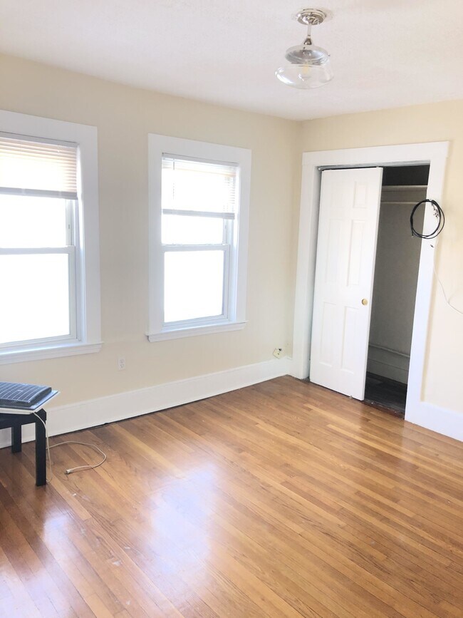 11 Andrew St unit 2, Cambridge, MA 02139 - photo 6