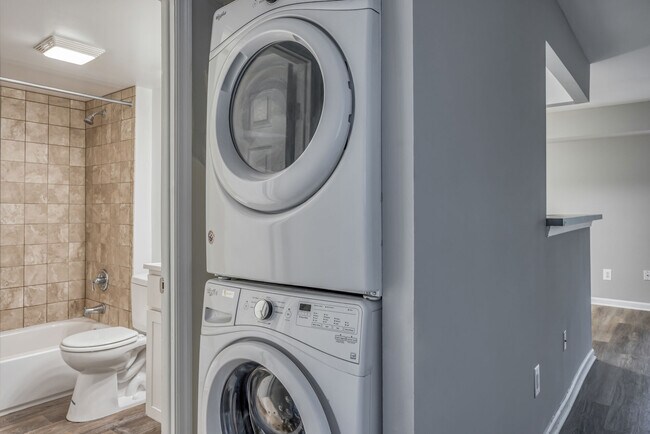 The Landings by OneWall, Bethlehem, PA 18018 - photo 6