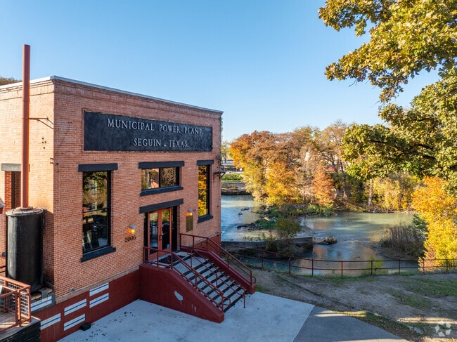 The Powerplant Grill offers some of the best scenic views in town.