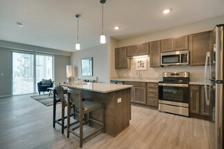 1555 Quarry Rd, Eagan, MN 55121