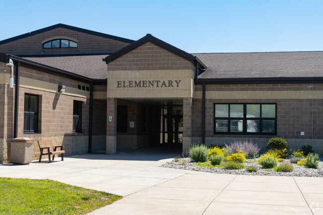 Fayette Elementary School
provides education to the little residents in the neighborhood.