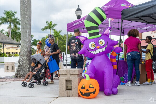 Century Village is just a few minutes away from The Shops at Pembroke Gardens.