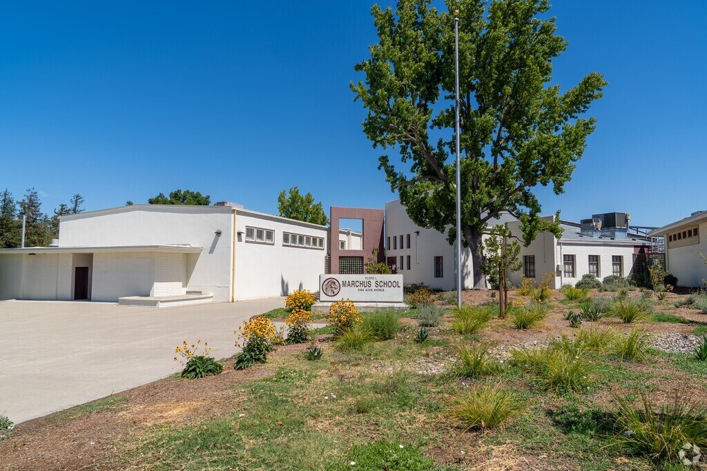 A wide shot for Floyd I. Marchus.