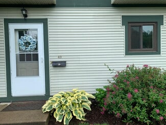 170 E Hadley Rd Unit 40, Amherst, MA 01002