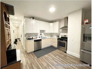 45 Crescent Ave Unit 1, Boston, MA 02125