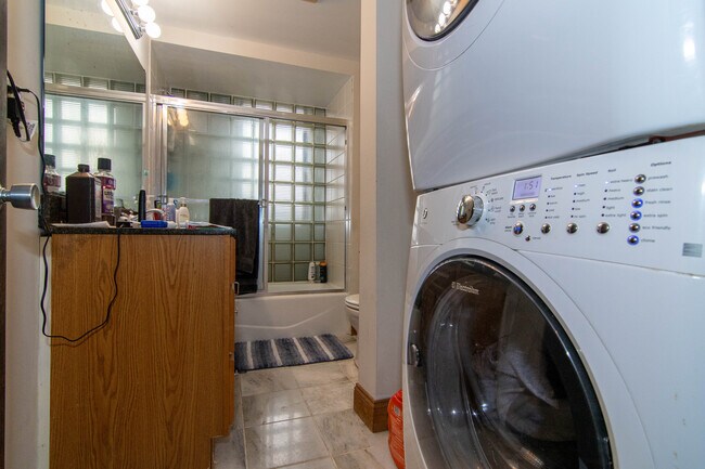 466 Park Dr unit 1, Boston, MA 02215 - photo 2