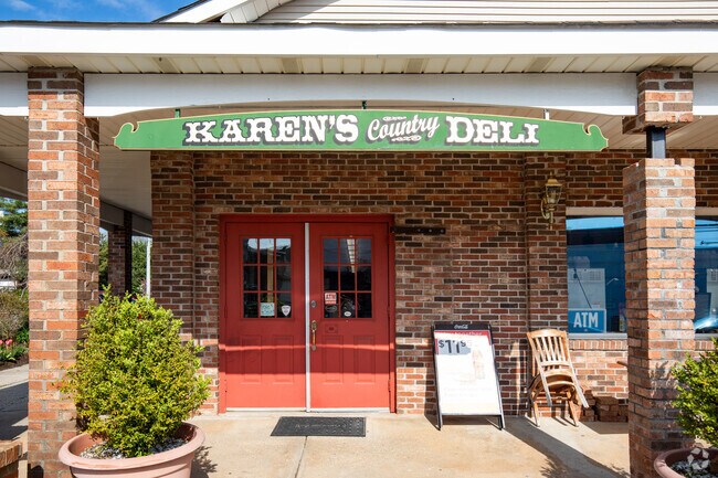 Karen’s Country Deli in Cutchogue serves hearty breakfasts and classic deli sandwiches just minutes from Nassau Point.