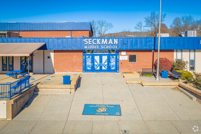 Students attend Seckman Middle School in Imperial.