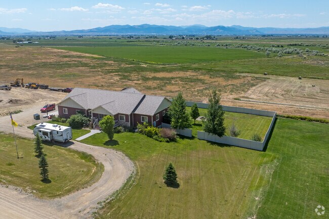 Many residents of the East Helena Valley have corrals for their horses.